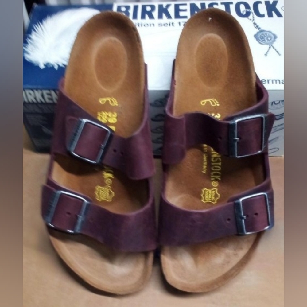 Birkenstock Arizona Suede Leather Sandals - Zinfandel Size 8.5  (Rare)